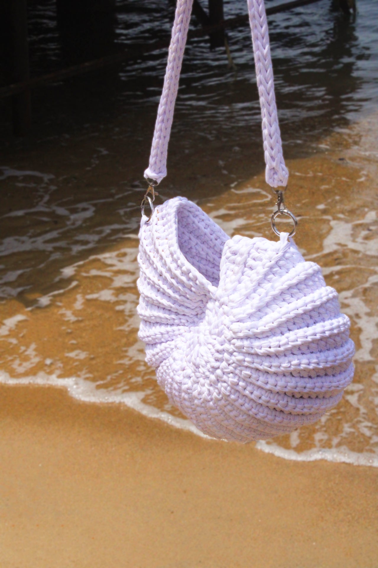 Seashell Luxe Shoulder Bag